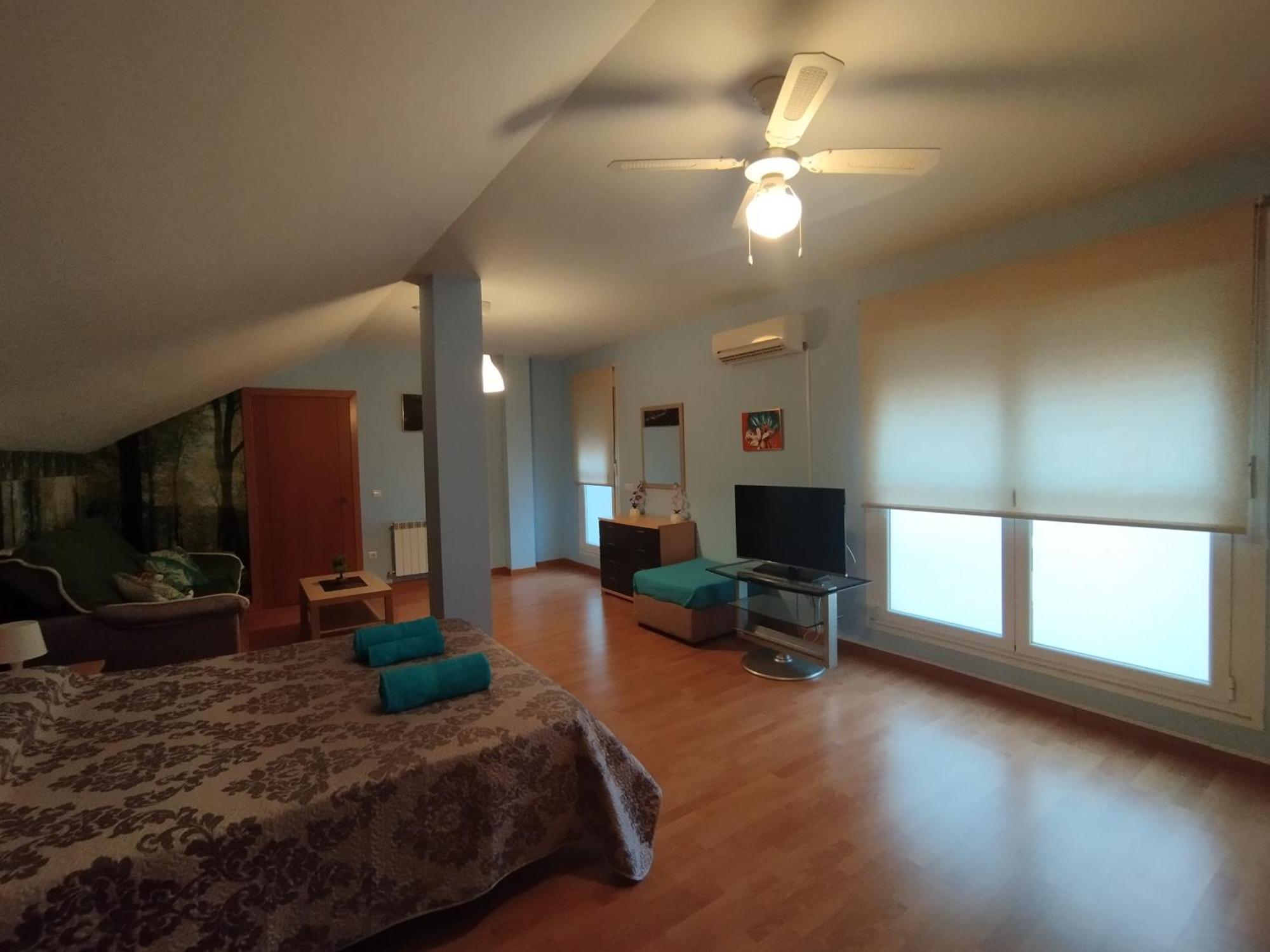 Apartamento Alhondiga Hervas Exterior photo