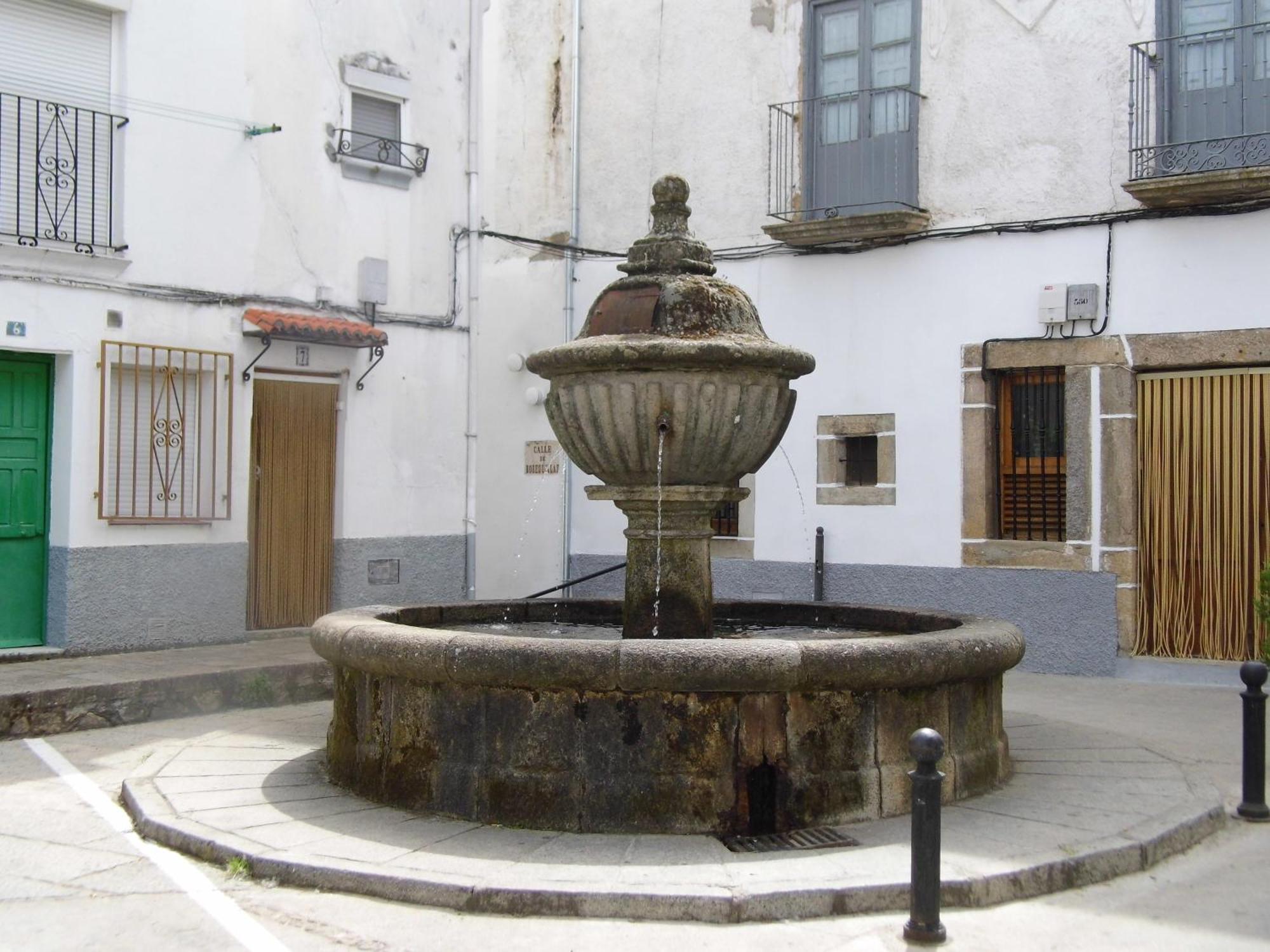 Apartamento Alhondiga Hervas Exterior photo